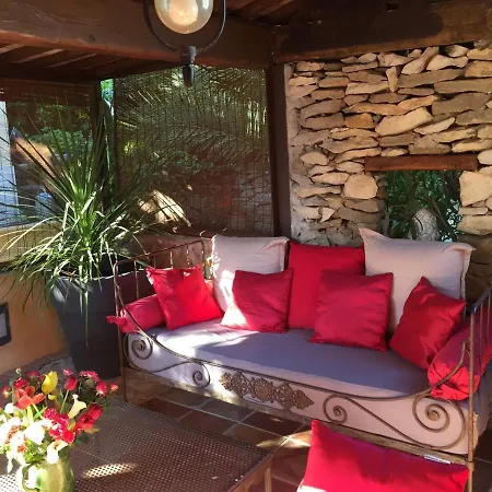 Penzion Bed & Breakfast La Bastidaine Cassis