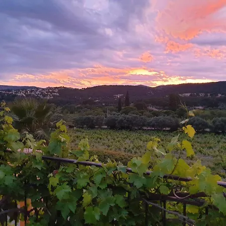 Bed & Breakfast La Bastidaine Penzion