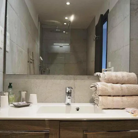Maison D'hotes La Bastidaine * كاسيس
