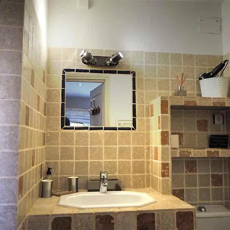 بيت ضيافة Maison D'hotes La Bastidaine كاسيس
