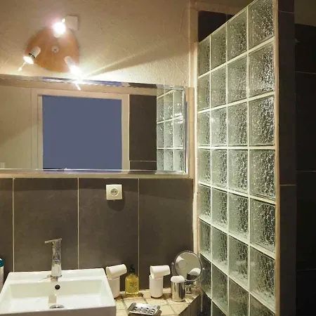 Guest house Maison D'hotes La Bastidaine *