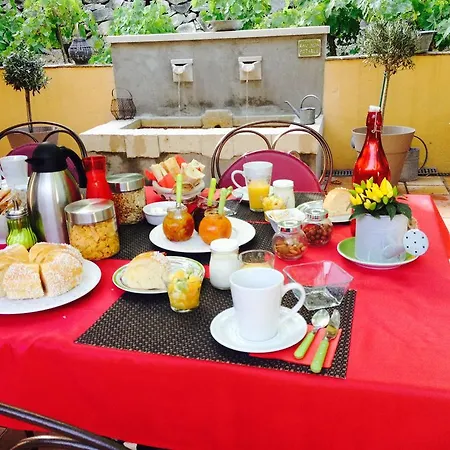 Guest house Maison D'hotes La Bastidaine